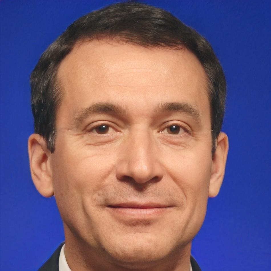 Portrait de Étienne Beaulieu, entrepreneur formé en gestion financière